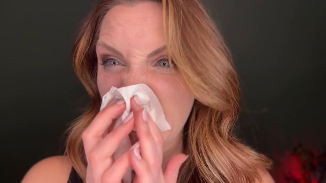 SneezeGoddess – Super Snotty Sneeze JOI